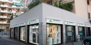 Leroy Merlin Porte & Finestre negozio a Roma vetrine