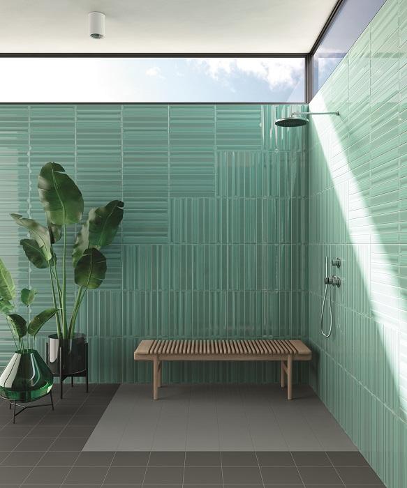 La collezione rivestimento in gres smaltato di pasta bianca Flauti di Ceramica Vogue si amplia con il nuovo formato 5x40 cm, disponibile in versione solo concava o solo convessa o un mix di entrambe le due versioni. 12 i colori disponibili, con finitura lucida, che spaziano dai classici colori neutri, come bianco, sabbia, blu notte a tonalità attuali e ricercate come viola e verde. L'aggiunta del formato permette una maggiore versatilità di utilizzo e personalizzazione e si aggiunge al 5x20 cm e ai montati miscelati su rete 40x30 cm. www.ceramicavogue.it La collezione rivestimento in gres smaltato di pasta bianca Flauti di Ceramica Vogue si amplia con il nuovo formato 5x40 cm, disponibile in versione solo concava o solo convessa o un mix di entrambe le due versioni. 12 i colori disponibili, con finitura lucida, che spaziano dai classici colori neutri, come bianco, sabbia, blu notte a tonalità attuali e ricercate come viola e verde. L'aggiunta del formato permette una maggiore versatilità di utilizzo e personalizzazione e si aggiunge al 5x20 cm e ai montati miscelati su rete 40x30 cm. www.ceramicavogue.it