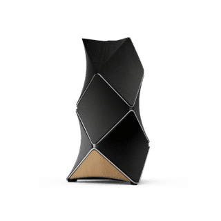 Beolab 90 di Bang & Olufsen