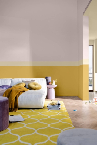 ambientazione soggiorno con Sweet Embrace Colore dell'anno 2024 Sikkens e colori Uplifting ambientazione soggiorno con Sweet Embrace Colore dell'anno 2024 Sikkens e colori Uplifting