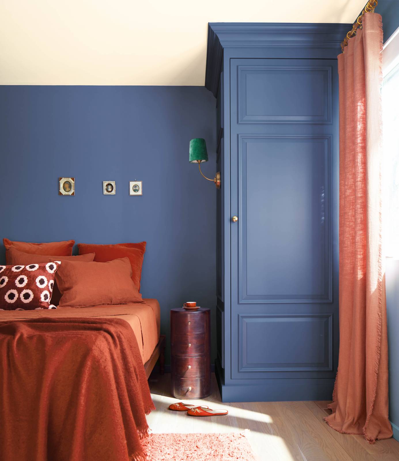 Benjamin Moore  BlueNova