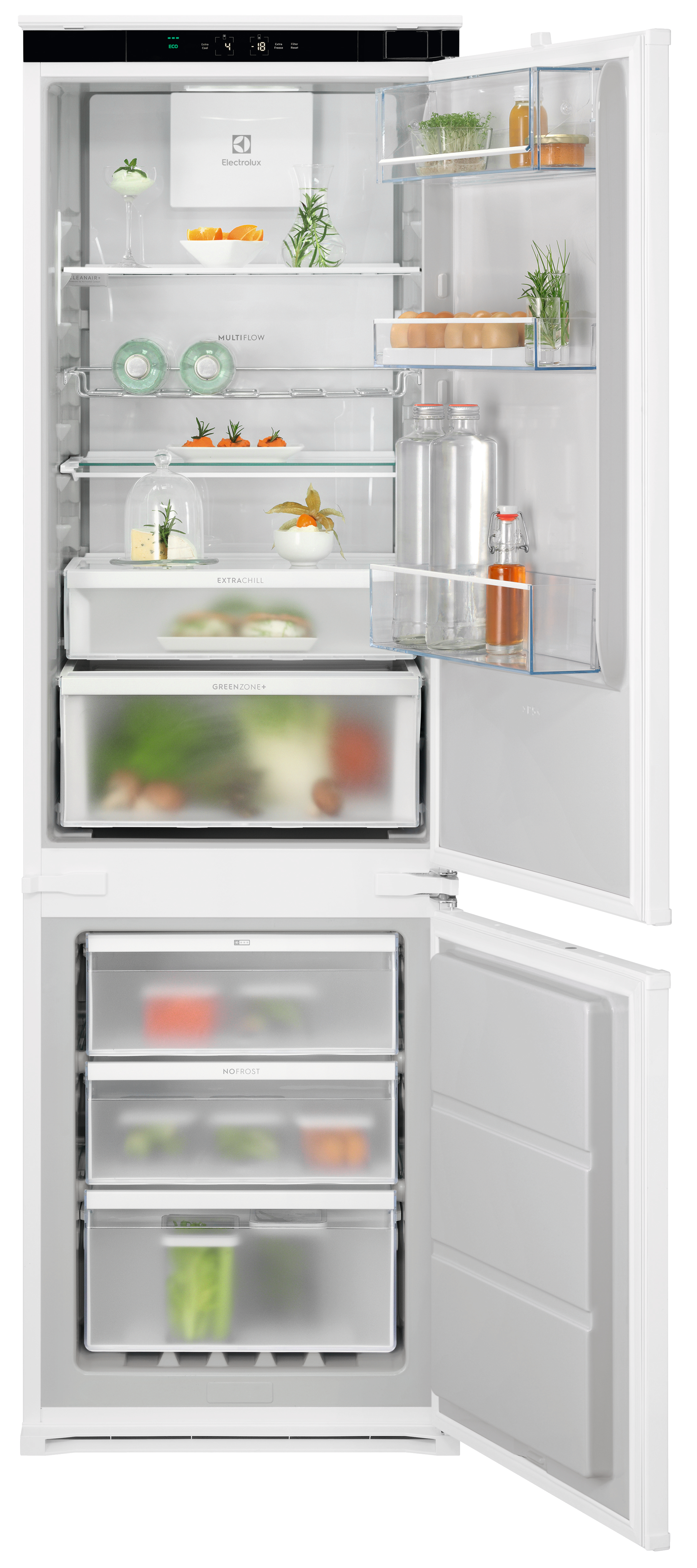 Il frigocongelatore 700 GreenZone+ modello ENP7MD18S di Electrolux è dotato di un cassetto sigillato che mantiene l’umidità a un livello ideale, gestendo la condensa in eccesso e aiutando a proteggere gli alimenti dal deterioramento. In questo modo si conserva fino al 95% delle vitamine, grazie al giusto grado di umidità.
Misura H 177,2 x L 54,6 x P 54,9 cm. Prezzo 1.449,99 euro