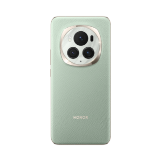 Lo smartphone Magic6 Pro di Honor presentato al MWC 2024 vanta miglioramenti in termini di fotografia, display, prestazioni ed esperienze utente basate sull’IA. In questo modo, viene trasformata l’esperienza dell’utente, introducendo modi completamente nuovi e multimodali di interagire con i dispositivi intelligenti. Offre agli utenti un’esperienza più personalizzata e intuitiva. Con un semplice tocco sul banner delle notifiche nella parte superiore dello schermo, la Magic Capsule si espande per offrire informazioni aggiuntive e opzioni correlate, garantendo agli utenti l’accesso immediato alle risorse essenziali ed eliminando la necessità di navigare tra più app per ottenere la massima produttività ed efficienza. Nel frattempo, Magic Portal sfrutta la potenza dell’intelligenza artificiale per comprendere la messaggistica e il comportamento degli utenti, semplificando le attività complesse in un unico processo. Ad esempio, l’intelligenza artificiale riconosce rapidamente gli indirizzi in un messaggio di testo e indirizza gli utenti a Google Maps, consentendo una navigazione senza sforzo a portata di mano. Per i social media come Tiktok e Facebook, il portale semplifica anche l’accesso e la condivisione, consentendo agli utenti di inoltrare i dettagli di una prenotazione o i risultati di una ricerca online con un solo trascinamento. Inoltre, facilita le esperienze di acquisto basate sulle immagini, guidando gli utenti alle piattaforme dove possono trovare e acquistare gli articoli desiderati. È, inoltre, dotato anche di una fotocamera Ultra Wide da 50MP (f.2.0, EIS) e di una potente fotocamera principale da 50MP con apertura variabile (f/1.4 e f/2.0, OIS), per catturare momenti frenetici con una chiarezza eccezionale senza compromettere i dettagli. Lo schermo è resistente alle cadute, grazie ad uno strato di rivestimento in nitruro di silicio sul vetro a nanocristalli del dispositivo per una maggiore protezione. Ampiamente riconosciuto per la sua durezza e resistenza ai graffi, il nitruro di silicio offre una maggiore resistenza del display e una durata eccezionale, consentendo una protezione 10 volte maggiore in caso di caduta rispetto al normale vetro nanocristallino. Lo smartphone presenta la nuovissima batteria di seconda generazione al silicio-carbonio con Honor E1, un chipset di gestione per migliorare l’efficienza energetica. La batteria da 5600 mAh dimostra prestazioni eccezionali anche a basse temperature: è possibile infatti riprodurre un video di YouTube per 81 minuti a -20°C con appena il 10% di batteria residua. Si ricarica in soli 40 minuti. Disponibile nelle colorazioni Black e Epi Green. Prezzo circa 1.299 euro. http://www.hihonor.com Lo smartphone Magic6 Pro di Honor presentato al MWC 2024 vanta miglioramenti in termini di fotografia, display, prestazioni ed esperienze utente basate sull’IA. In questo modo, viene trasformata l’esperienza dell’utente, introducendo modi completamente nuovi e multimodali di interagire con i dispositivi intelligenti. Offre agli utenti un’esperienza più personalizzata e intuitiva. Con un semplice tocco sul banner delle notifiche nella parte superiore dello schermo, la Magic Capsule si espande per offrire informazioni aggiuntive e opzioni correlate, garantendo agli utenti l’accesso immediato alle risorse essenziali ed eliminando la necessità di navigare tra più app per ottenere la massima produttività ed efficienza. Nel frattempo, Magic Portal sfrutta la potenza dell’intelligenza artificiale per comprendere la messaggistica e il comportamento degli utenti, semplificando le attività complesse in un unico processo. Ad esempio, l’intelligenza artificiale riconosce rapidamente gli indirizzi in un messaggio di testo e indirizza gli utenti a Google Maps, consentendo una navigazione senza sforzo a portata di mano. Per i social media come Tiktok e Facebook, il portale semplifica anche l’accesso e la condivisione, consentendo agli utenti di inoltrare i dettagli di una prenotazione o i risultati di una ricerca online con un solo trascinamento. Inoltre, facilita le esperienze di acquisto basate sulle immagini, guidando gli utenti alle piattaforme dove possono trovare e acquistare gli articoli desiderati. È, inoltre, dotato anche di una fotocamera Ultra Wide da 50MP (f.2.0, EIS) e di una potente fotocamera principale da 50MP con apertura variabile (f/1.4 e f/2.0, OIS), per catturare momenti frenetici con una chiarezza eccezionale senza compromettere i dettagli. Lo schermo è resistente alle cadute, grazie ad uno strato di rivestimento in nitruro di silicio sul vetro a nanocristalli del dispositivo per una maggiore protezione. Ampiamente riconosciuto per la sua durezza e resistenza ai graffi, il nitruro di silicio offre una maggiore resistenza del display e una durata eccezionale, consentendo una protezione 10 volte maggiore in caso di caduta rispetto al normale vetro nanocristallino. Lo smartphone presenta la nuovissima batteria di seconda generazione al silicio-carbonio con Honor E1, un chipset di gestione per migliorare l’efficienza energetica. La batteria da 5600 mAh dimostra prestazioni eccezionali anche a basse temperature: è possibile infatti riprodurre un video di YouTube per 81 minuti a -20°C con appena il 10% di batteria residua. Si ricarica in soli 40 minuti. Disponibile nelle colorazioni Black e Epi Green. Prezzo circa 1.299 euro. http://www.hihonor.com