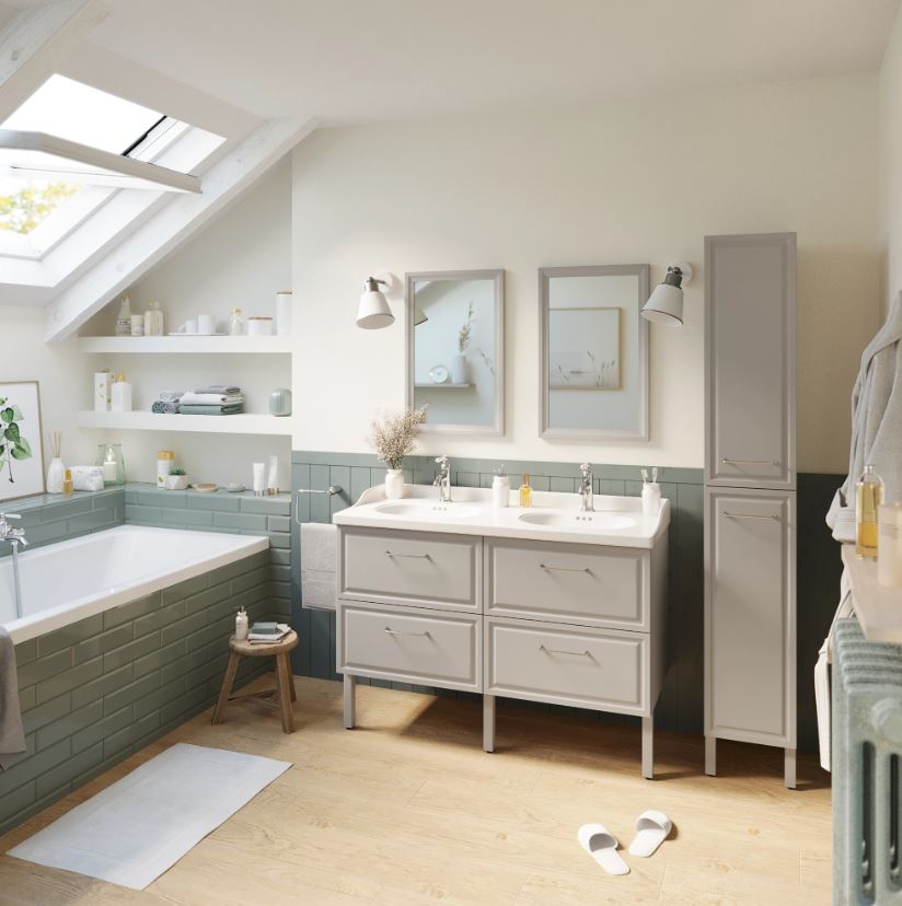 Il mobile da bagno Charm di Sensea (86746211) ha quattro cassetti in una ricercata finitura grigio opaco con sistema di chiusura soft close e un'ampia capacità di contenimento che permette di inserire i prodotti in verticale; inoltre, è dotato di un lavabo da incasso doppio in ceramica bianca con una linea classica Misura L 120 x P 48,1 x H 57 cm. Prezzo 538,50 euro (per la composizione esclusa rubinetteria). Il mobile da bagno Charm di Sensea (86746211) ha quattro cassetti in una ricercata finitura grigio opaco con sistema di chiusura soft close e un'ampia capacità di contenimento che permette di inserire i prodotti in verticale; inoltre, è dotato di un lavabo da incasso doppio in ceramica bianca con una linea classica Misura L 120 x P 48,1 x H 57 cm. Prezzo 538,50 euro (per la composizione esclusa rubinetteria).