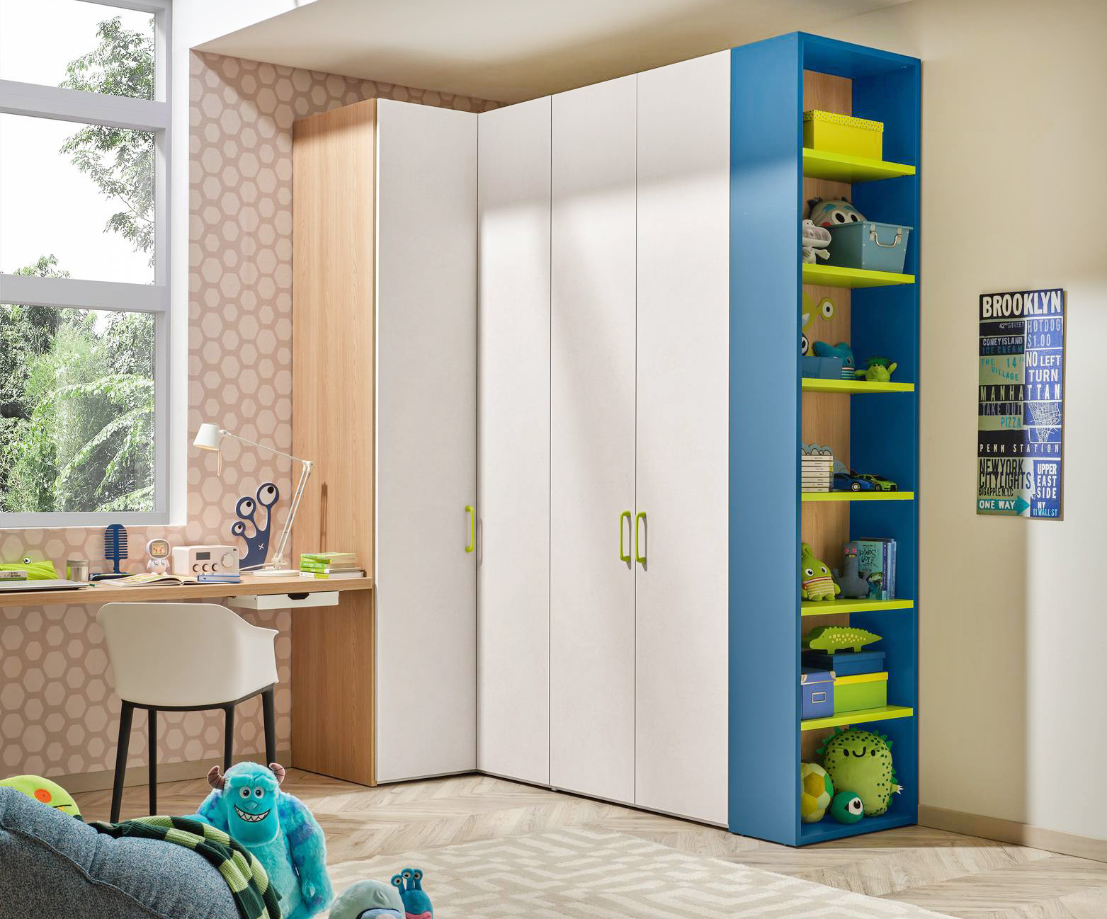 “Veste” l'angolo della cameretta la composizione KC322 della linea Kids Collection di Moretti Compact: le ante a battente sono in nobilitato Quarzo. La libreria laterale che completa il fianco ha la struttura in laccato Blu Navy e i ripiani in Verde Cedro. Misura L 229,6 x P 107,1 x H 258 cm. Prezzo 2.355 euro. www.moretticompact.it “Veste” l'angolo della cameretta la composizione KC322 della linea Kids Collection di Moretti Compact: le ante a battente sono in nobilitato Quarzo. La libreria laterale che completa il fianco ha la struttura in laccato Blu Navy e i ripiani in Verde Cedro. Misura L 229,6 x P 107,1 x H 258 cm. Prezzo 2.355 euro. www.moretticompact.it