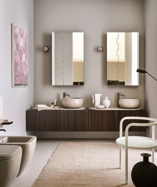 Delfo 226 è il mobile lavabo doppio di Ceramica Cielo disegnato da Andrea Parisio e Giuseppe Pezzano, realizzato in finitura Eucalipto a doghe è abbinato a bacinelle e piani ovali in ceramica in finitura Avena, alla parete gli specchi con contenitori sono modello Zip. La composizione misura L 226 x P 52 x H 40 cm ed il prezzo è su richiesta, www.ceramicacielo.it Delfo 226 è il mobile lavabo doppio di Ceramica Cielo disegnato da Andrea Parisio e Giuseppe Pezzano, realizzato in finitura Eucalipto a doghe è abbinato a bacinelle e piani ovali in ceramica in finitura Avena, alla parete gli specchi con contenitori sono modello Zip. La composizione misura L 226 x P 52 x H 40 cm ed il prezzo è su richiesta, www.ceramicacielo.it