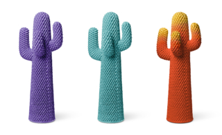 Tre nuove e inedite colorazioni, ispirate ai colori normalmente impercettibili all'occhio umano, per l'iconico attaccapanni Cactus The Invisible Spectrum di Gufram, un'edizione limitata disponibile in 365 pezzi solo per un anno. https://www.gufram.it - Salone del Mobile padiglione 24, stand M10-M12.