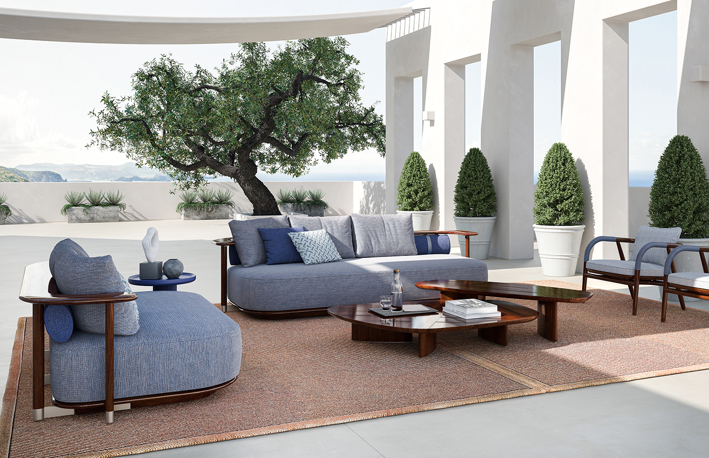 Forme scultoree, ispirate agli Anni Settanta, per il divano modulare da esterno Pedro di Cprn che ha la struttura in legno massello di Mogano verniciato lucido, meticolosamente lavorato. Tutti i cuscini delle sedute e degli schienali sono realizzati sartorialmente con materiali di alta qualità e sono facilmente removibili. https://www.cprnhomood.it/it - Salone del Mobile padiglione 15, stand H15-H19.