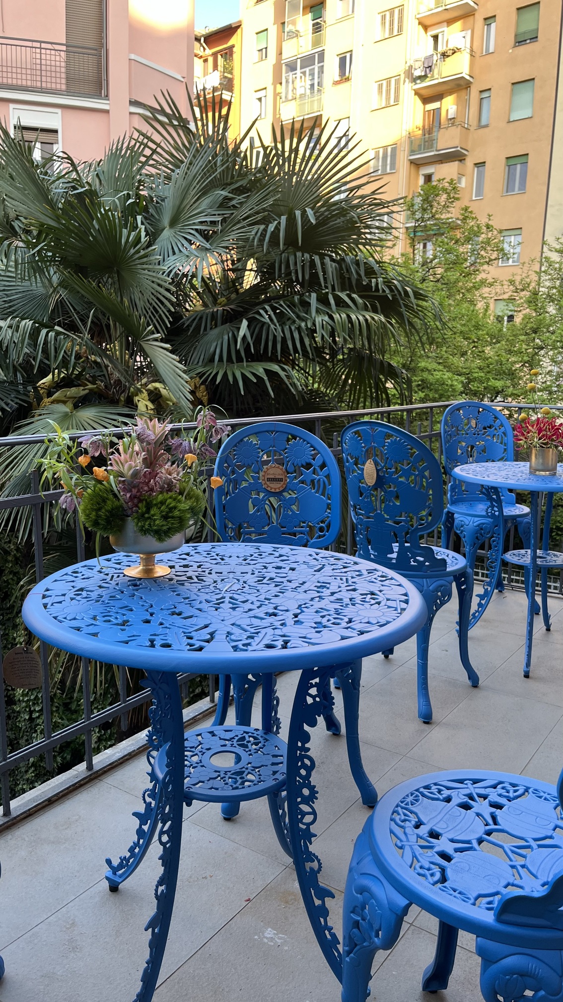 TOILETPAPER APARTMENT, balcone