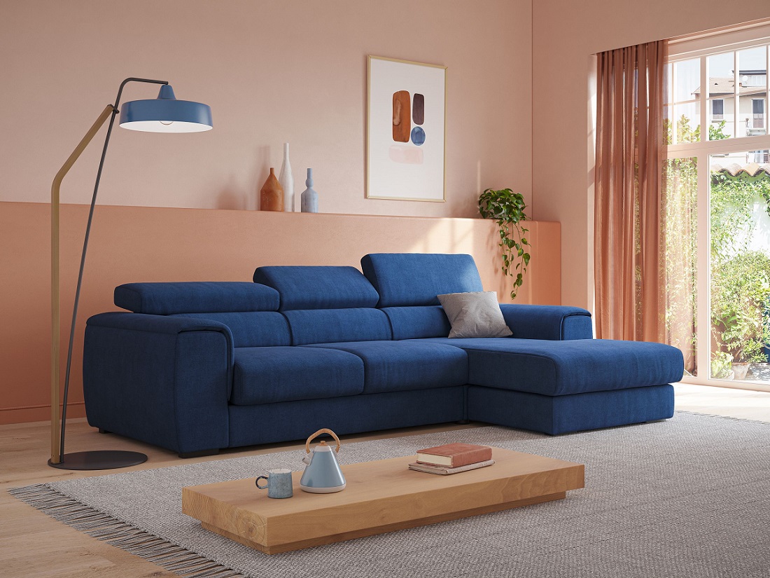 Zeno di Divani Store è un divano angolare con pouf estraibile in tessuto morbido antimacchia e  impermeabile. Il pouf estraibile è utilizzabile non solo come poggiapiedi ma, all'occorrenza, anche come letto. Il meccanismo a delfino di ultima generazione rinforzato è dotato di ruote gommate antigraffio, perfette per ogni tipo di pavimento. I poggiatesta reclinabili in dieci diversi livelli di inclinazione si adattano a qualsiasi posizione di seduta, resa comoda anche dai cuscini schienali dei poggiareni dalla forma ergonomica che danno sostegno alla zona lombare. Misure L 260 x P 102 x H 74 cm. Profondità penisola: 170 cm. Prezzo 1.449 euro. www.divani.store Zeno di Divani Store è un divano angolare con pouf estraibile in tessuto morbido antimacchia e  impermeabile. Il pouf estraibile è utilizzabile non solo come poggiapiedi ma, all'occorrenza, anche come letto. Il meccanismo a delfino di ultima generazione rinforzato è dotato di ruote gommate antigraffio, perfette per ogni tipo di pavimento. I poggiatesta reclinabili in dieci diversi livelli di inclinazione si adattano a qualsiasi posizione di seduta, resa comoda anche dai cuscini schienali dei poggiareni dalla forma ergonomica che danno sostegno alla zona lombare. Misure L 260 x P 102 x H 74 cm. Profondità penisola: 170 cm. Prezzo 1.449 euro. www.divani.store