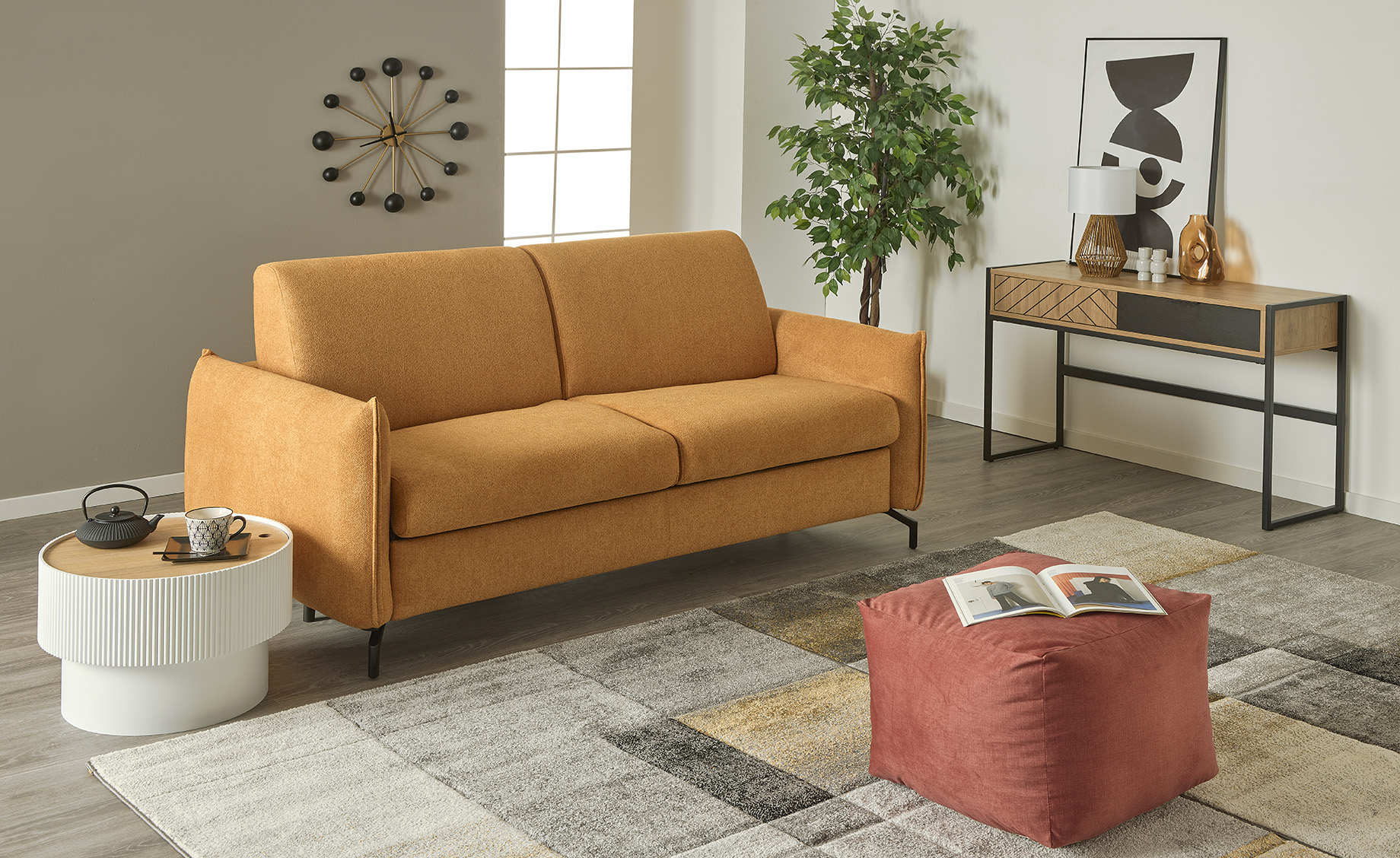 Il divano letto Firenze di Conforama, in tessuto color arancione, accende l'ambiente con la sua energia, mentre il tessuto morbido invita al relax. Con un materasso alto 18 cm in memory offre comfort per sonni ristoratori. P 95 x H 106 x L 202 cm. Prezzo 1.645 euro. www.conforama.it Il divano letto Firenze di Conforama, in tessuto color arancione, accende l'ambiente con la sua energia, mentre il tessuto morbido invita al relax. Con un materasso alto 18 cm in memory offre comfort per sonni ristoratori. P 95 x H 106 x L 202 cm. Prezzo 1.645 euro. www.conforama.it