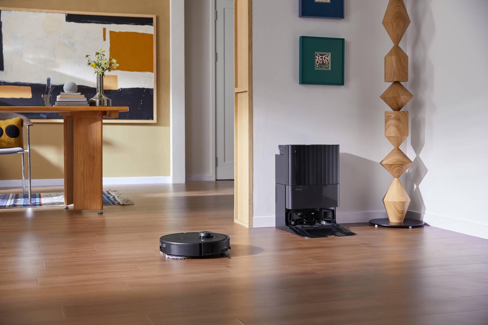 Roborock_Qrevo Master lifestyle (3) Roborock_Qrevo Master lifestyle (3)