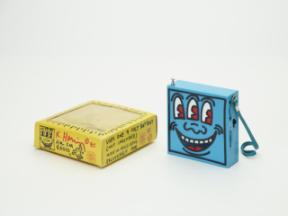 Pop Shop Radio (design Keith Haring, 1985) Pop Shop Radio (design Keith Haring, 1985)