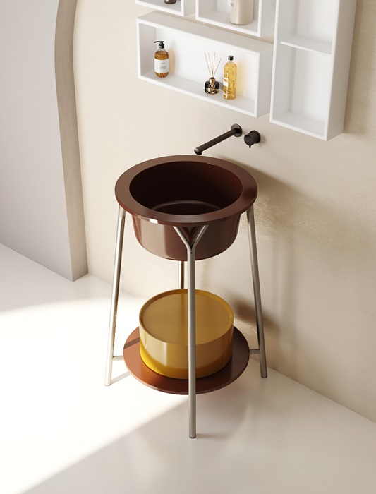 Rift di Relax Design è un sistema bagno che si distingue per il design funzionale, caratterizzato da un telaio in metallo e un lavabo con contenitore realizzato in Luxolid® solid-surface. La struttura in tubolare d'acciaio è tagliata a Y per alloggiareil lavabo, offrendo sia robustezza strutturale che leggerezza estetica. Il contenitore inferiore, in legno laccato, fornisce un ampio spazio funzionale per gli accessori. Diverse le combinazioni cromatiche, sia lucide che opache, come Verde Ischitano e Giallo Amalfitano. www.relaxdesign.it