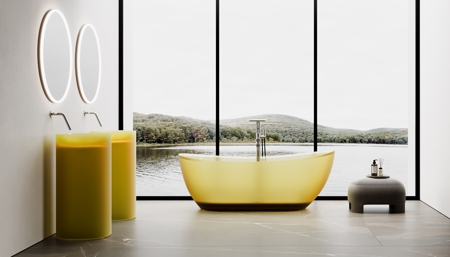 La vasca Habe di Disenia è realizzata in Khromalite, resina poliestere di alta qualità e pigmenti coloranti, di nuova generazione, colorabile, resistente, trasparente e lucente. Il materiale ha un peso inferiore del 30% rispetto ai materiali Solid Surface. Oltre al Giallo Oliva è anche nei colori Oceano, Verde Mare, Amarena e Graphite. Il gruppo vasca Libeccio è in acciaio spazzolato. Misura L 158 x P 77 x H 59 cm. Oltre alla vasca, nello stesso materiale, è disponibile un lavabo a parete e uno a colonna. www.disenia.it