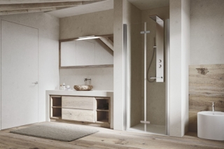 Light S1 di Relax è una cabina doccia in nicchia con un'anta a soffietto, senza telaio. Il sistema di sollevamento dell’anta in fase di apertura consente di limitare i danni del tempo e preservare le guarnizioni sotto-porta, mentre il profilo di fissaggio a muro con viti a scomparsa agevola la pulizia e migliora la resa estetica del prodotto. È particolarmente adatta a nicchie con dimensioni contenute, in quanto la porta a soffietto permette un ingresso massimo senza ingombri esterni.
Prezzo del prodotto in foto (profili argento lucido e vetro trasparente) 915 euro. Misure 93,5-97,5 cm x 200 cm. relaxsrl.com Light S1 di Relax è una cabina doccia in nicchia con un'anta a soffietto, senza telaio. Il sistema di sollevamento dell’anta in fase di apertura consente di limitare i danni del tempo e preservare le guarnizioni sotto-porta, mentre il profilo di fissaggio a muro con viti a scomparsa agevola la pulizia e migliora la resa estetica del prodotto. È particolarmente adatta a nicchie con dimensioni contenute, in quanto la porta a soffietto permette un ingresso massimo senza ingombri esterni.
Prezzo del prodotto in foto (profili argento lucido e vetro trasparente) 915 euro. Misure 93,5-97,5 cm x 200 cm. relaxsrl.com
