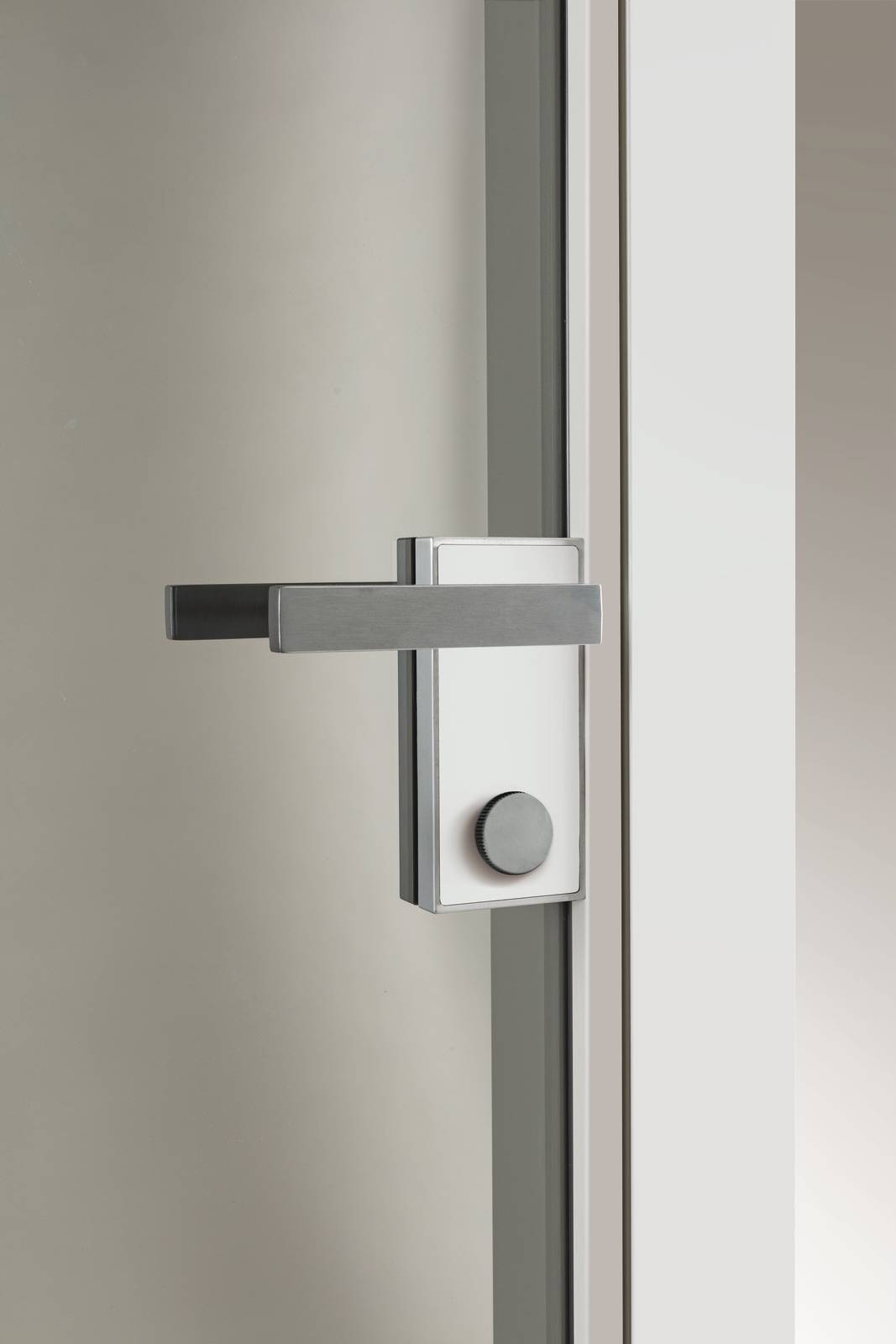 Dettaglio porta Glass Bianco di Bertolotto Dettaglio porta Glass Bianco di Bertolotto