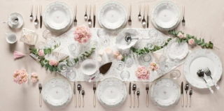 Servizi piatti e bicchieri di Brandani Servizi piatti e bicchieri di Brandani