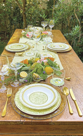 Servizi piatti e bicchieri di Brandani Servizi piatti e bicchieri di Brandani