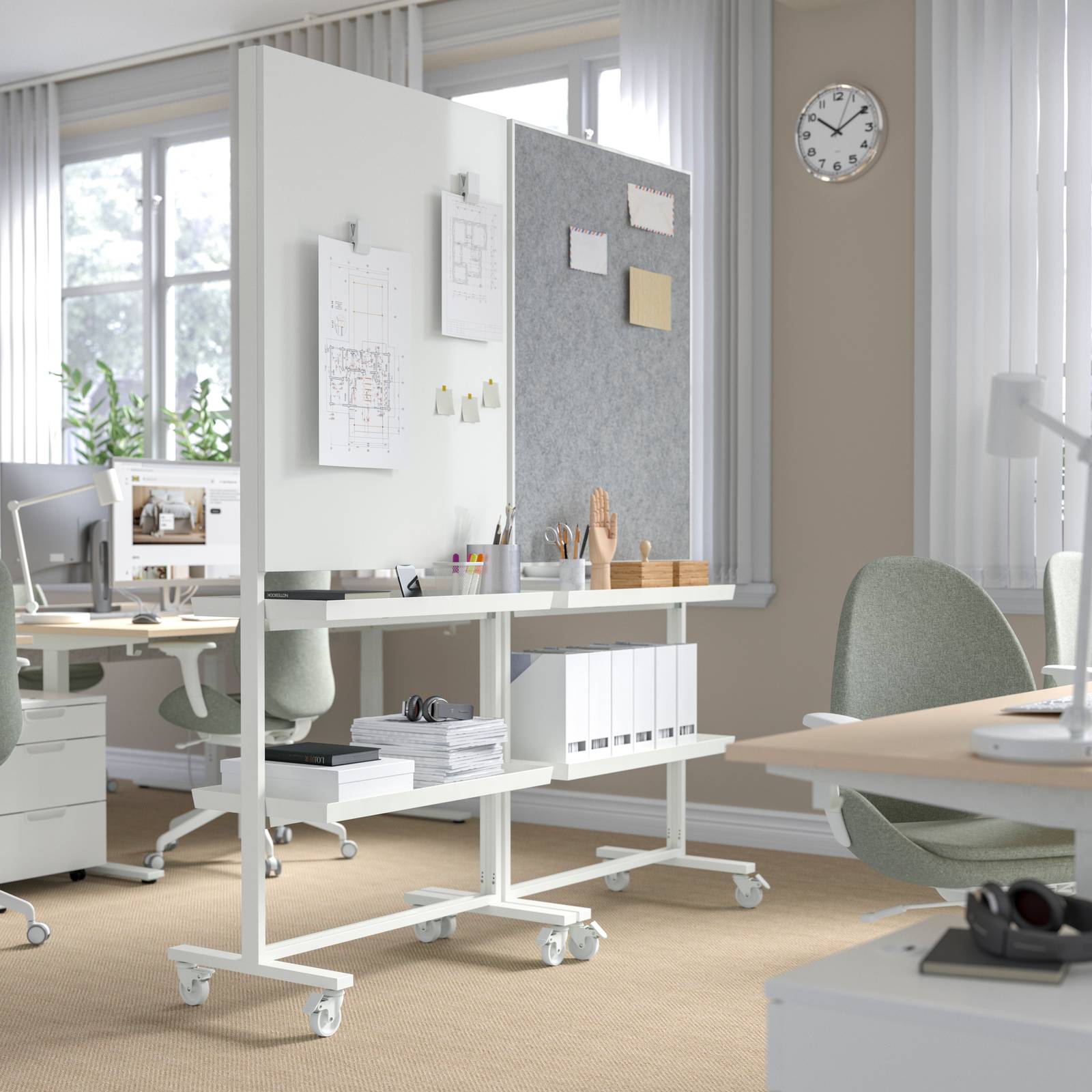 Collezione Mittzon di Ikea per la zona studio, l'home office e spazi business Collezione Mittzon di Ikea per la zona studio, l'home office e spazi business