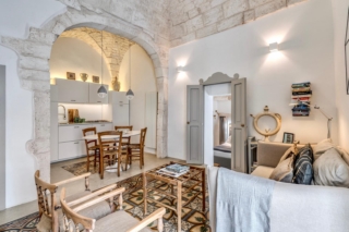 Progetto interior design e foto:  Gian Paolo Guerra – Studio Guerra Interior design & home shopping. Clicca qui per vedere tutta la casa.