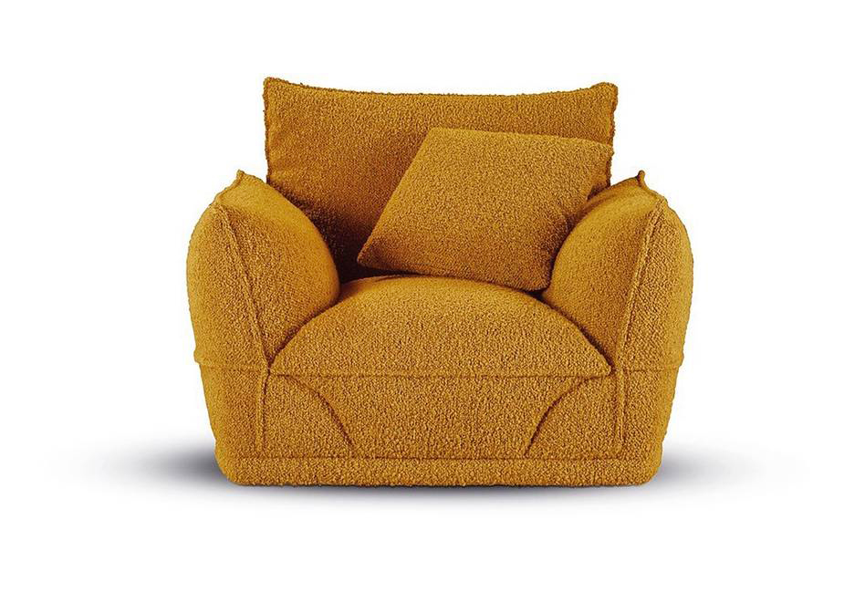 Grandi cuscini rivestiti in tessuto Smile per Palatine di Roche Bobois che misura L 109 x P 106 x H 82 cm e costa 3.120 euro. www.roche-bobois.com Grandi cuscini rivestiti in tessuto Smile per Palatine di Roche Bobois che misura L 109 x P 106 x H 82 cm e costa 3.120 euro. www.roche-bobois.com