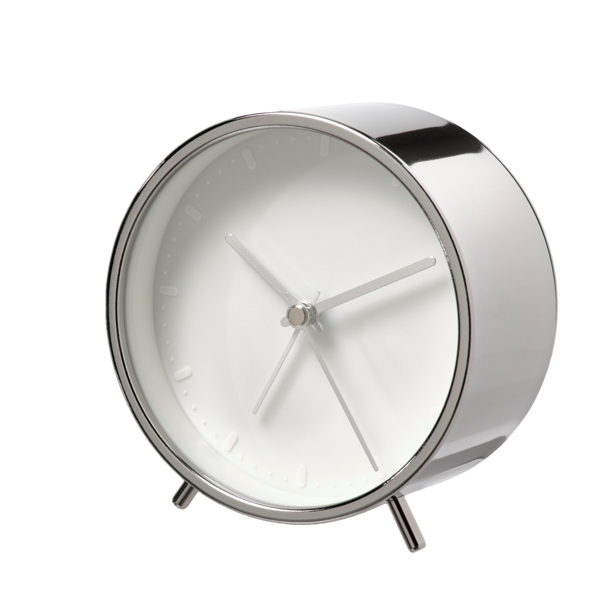 La sveglia color argento Mallhoppa può essere un'insolita decorazione per la tavola imbandita per Capodanno. Il suo silenzioso meccanismo al quarzo aiuterà a scandire il tempo che manca alla fine dell'anno. Prezzo 9,95 euro.