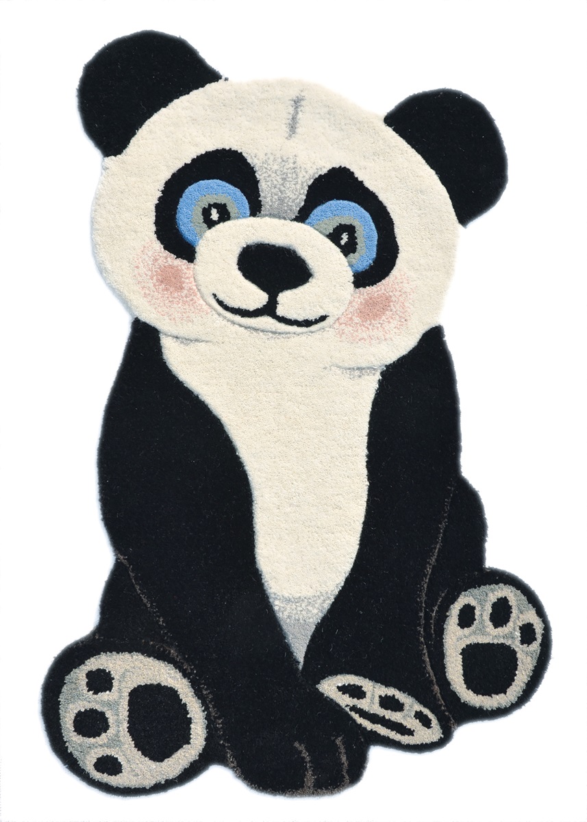 Panda Black and White è il tappeto sagomato della linea Animals di Sitap, ideato per i bimbi e realizzato in 100% pura lana taftata a mano, con grammatura gr 3100/mq. Il prezzo per la dimensione 60x90 è di cm102 euro, per la dimensione 90x90 cm è di 119 euro. www.sitap.it Panda Black and White è il tappeto sagomato della linea Animals di Sitap, ideato per i bimbi e realizzato in 100% pura lana taftata a mano, con grammatura gr 3100/mq. Il prezzo per la dimensione 60x90 è di cm102 euro, per la dimensione 90x90 cm è di 119 euro. www.sitap.it