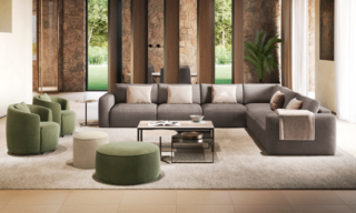 Le poltrone Jane hanno una linea arrotondata e sono completamente rivestite in tessuto verde. Misurano L 74 x P 81 x H 74 cm. Prezzo a partire da 640 euro cad. Sono abbinate al grande divano angolare Parioli in una raffinata tonalità di marrone, caratterizzato da una linea squadrata. Prezzo a partire da 730 euro (per un modulo base senza braccioli L 94 cm). Tutto di Febal Casa. www.febalcasa.com Le poltrone Jane hanno una linea arrotondata e sono completamente rivestite in tessuto verde. Misurano L 74 x P 81 x H 74 cm. Prezzo a partire da 640 euro cad. Sono abbinate al grande divano angolare Parioli in una raffinata tonalità di marrone, caratterizzato da una linea squadrata. Prezzo a partire da 730 euro (per un modulo base senza braccioli L 94 cm). Tutto di Febal Casa. www.febalcasa.com