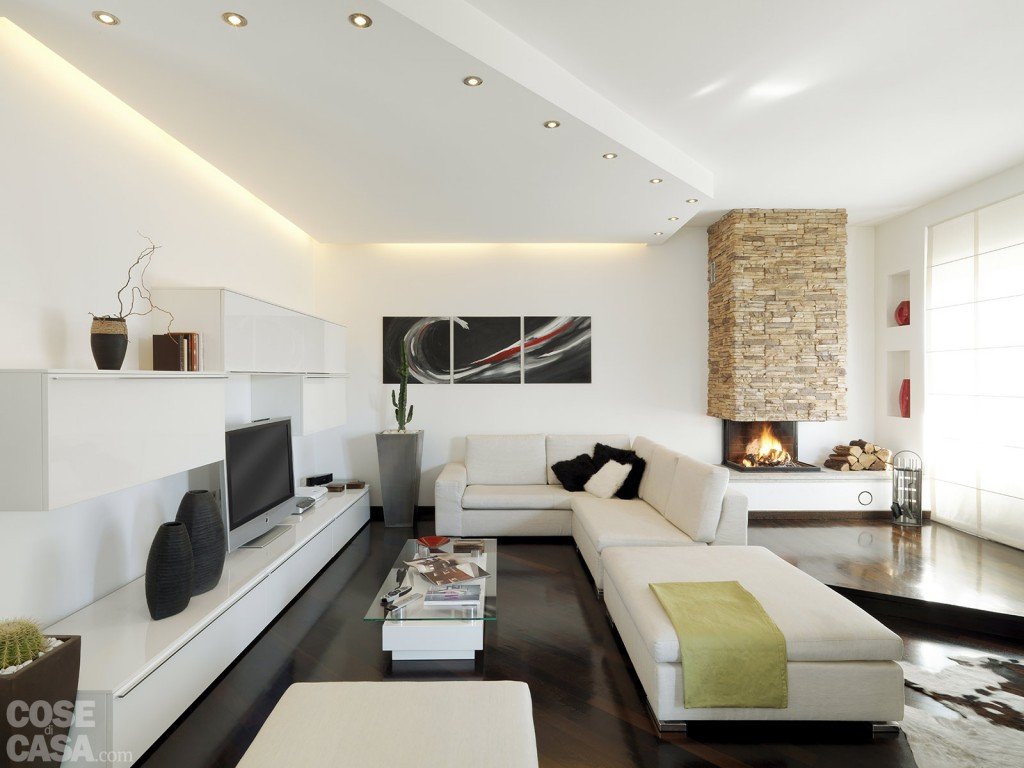 divano angolare in soggiorno, foto: adriano pecchio