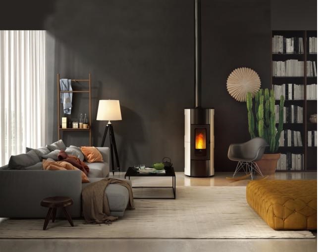 Il braciere autopulente assicura una pulizia automatica costante, abbattendo le emissioni e migliorando l’efficienza. La stufa a pellet Flexi 11 di Ravelli ha motore Brushless poco rumoroso, serbatoio con capacità 19 kg ed è controllabile a distanza grazie al Wi-Fi di serie. Potenza 10,2 kW, rendimento max 95,2%. Classe A++, ambientale 5 stelle. Misura L 53 x P 67 x H 119 cm. Il rivestimento è in acciaio verniciato in diversi colori. https://ita.ravelligroup.it Il braciere autopulente assicura una pulizia automatica costante, abbattendo le emissioni e migliorando l’efficienza. La stufa a pellet Flexi 11 di Ravelli ha motore Brushless poco rumoroso, serbatoio con capacità 19 kg ed è controllabile a distanza grazie al Wi-Fi di serie. Potenza 10,2 kW, rendimento max 95,2%. Classe A++, ambientale 5 stelle. Misura L 53 x P 67 x H 119 cm. Il rivestimento è in acciaio verniciato in diversi colori. https://ita.ravelligroup.it