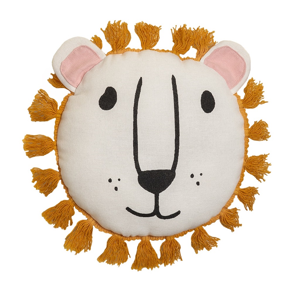 Il cuscino in cotone Reynies Kids di Sklum è ideale per decorare la cameretta del piccolo.  È realizzato in tessuto di cotone accompagnato da una morbida imbottitura in poliestere, materiali progettati per resistere anche ai giochi più scatenati.  Reynies lo accompagnerà nelle sue storie fantasiose come re della savana o in un avventuroso safari. Prezzo 7,95 euro. Il cuscino in cotone Reynies Kids di Sklum è ideale per decorare la cameretta del piccolo.  È realizzato in tessuto di cotone accompagnato da una morbida imbottitura in poliestere, materiali progettati per resistere anche ai giochi più scatenati.  Reynies lo accompagnerà nelle sue storie fantasiose come re della savana o in un avventuroso safari. Prezzo 7,95 euro.