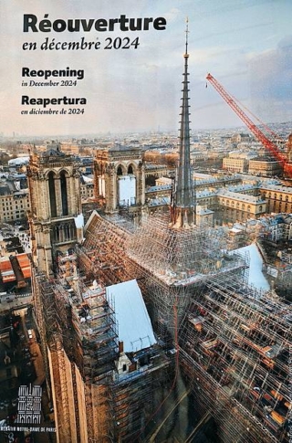 Locandina riapertura Notre Dame