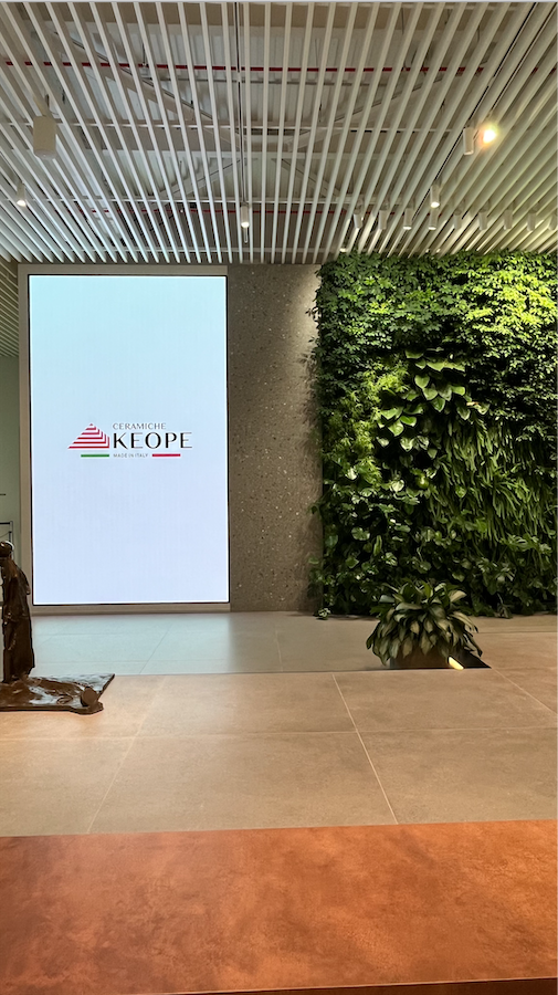 Nuova sede Ceramiche Keope, Casalgrande (RE). Progetto edificio: Guglielmo Renzi