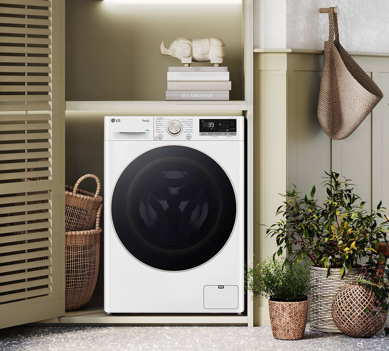 Lava a fondo in soli 39 minuti risparmiando tempo, acqua ed energia grazie ai 4 getti che hanno un effetto doccia la lavatrice AI DD | Serie R7 F4R7011TSWG di Lg. Per 11 kg di bucato è particolarmente silenziosa perché emette 71 decibel di rumorosità. In classe A-10%, lava a vapore, è gestibile da app e ha motore Inverter. Misura L 60 x P 56,5 x H 85 cm. Prezzo 799 euro. www.lg.com Lava a fondo in soli 39 minuti risparmiando tempo, acqua ed energia grazie ai 4 getti che hanno un effetto doccia la lavatrice AI DD | Serie R7 F4R7011TSWG di Lg. Per 11 kg di bucato è particolarmente silenziosa perché emette 71 decibel di rumorosità. In classe A-10%, lava a vapore, è gestibile da app e ha motore Inverter. Misura L 60 x P 56,5 x H 85 cm. Prezzo 799 euro. www.lg.com