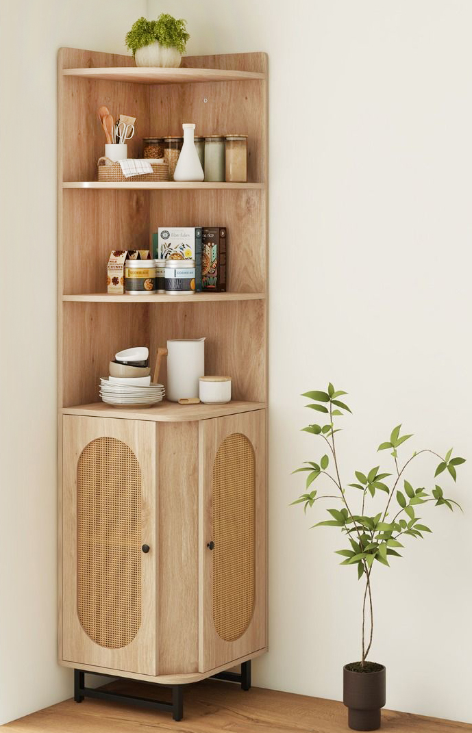 Due ante in rattan sintetico per l'armadio angolare (Codice: 04652873) di Costway nella finitura legno chiaro che è pratico e funzionale grazie ai ai quattro vani a giorno che permettono di avere stoviglie e condimenti a portata di mano in sala da pranzo. È possibile regolare in altezza i ripiani interni. Misura L 40 x P 40 x H 172 cm. Prezzo 174,99 euro.  www.costway.it Due ante in rattan sintetico per l'armadio angolare (Codice: 04652873) di Costway nella finitura legno chiaro che è pratico e funzionale grazie ai ai quattro vani a giorno che permettono di avere stoviglie e condimenti a portata di mano in sala da pranzo. È possibile regolare in altezza i ripiani interni. Misura L 40 x P 40 x H 172 cm. Prezzo 174,99 euro.  www.costway.it