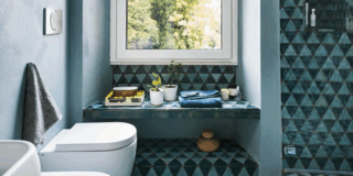 Che piastrelle scegliere per un bagno piccolo? Idee e soluzioni, anche alternative alla ceramica Che piastrelle scegliere per un bagno piccolo? Idee e soluzioni, anche alternative alla ceramica