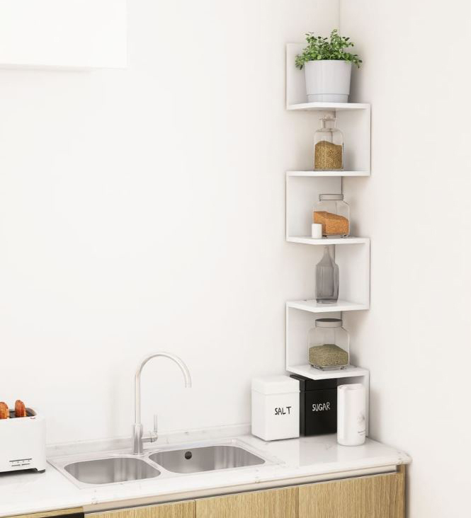 Sembra “scomparire” sulla parete chiara lo scaffale angolare bianco Maison Exclusive (Ref. 88432984) in vendita sul sito di  Leroy Merlin. Sta bene in cucina per tenere a portata di mano spezie e aromi, ma può essere appesa in un angolo anche nelle altre stanze. Misura L 20 x P 20 x H 127,5 cm. Prezzo 87,95 euro.  www.leroymerlin.it Sembra “scomparire” sulla parete chiara lo scaffale angolare bianco Maison Exclusive (Ref. 88432984) in vendita sul sito di  Leroy Merlin. Sta bene in cucina per tenere a portata di mano spezie e aromi, ma può essere appesa in un angolo anche nelle altre stanze. Misura L 20 x P 20 x H 127,5 cm. Prezzo 87,95 euro.  www.leroymerlin.it