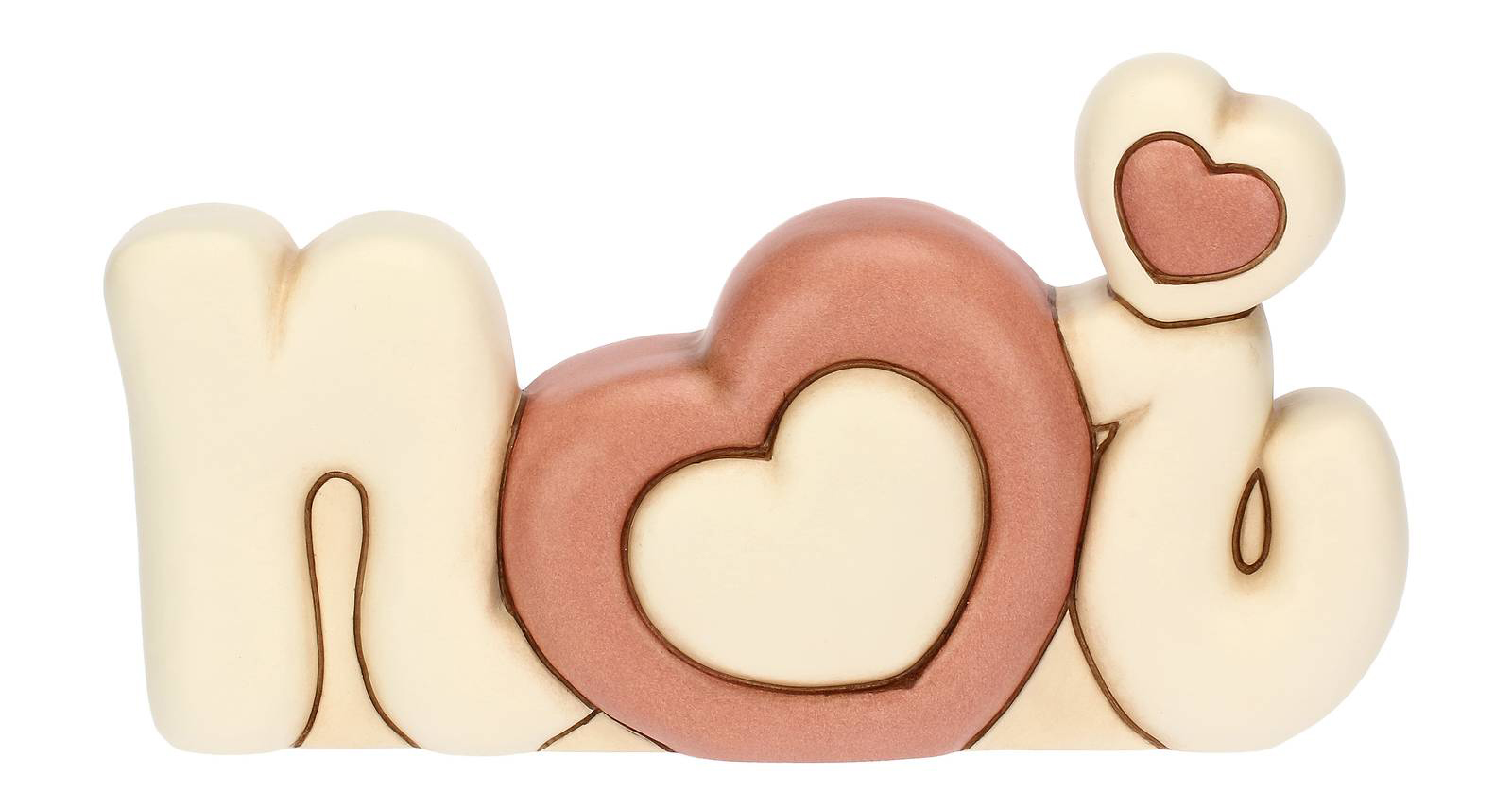 La scritta Noi di Thun in ceramica, arricchita dal cuore simbolo d'amore, è perfetta per rendere ancora più speciale la tavola apparecchiata.  Prezzo 59,90 euro. www.thun.it La scritta Noi di Thun in ceramica, arricchita dal cuore simbolo d'amore, è perfetta per rendere ancora più speciale la tavola apparecchiata.  Prezzo 59,90 euro. www.thun.it