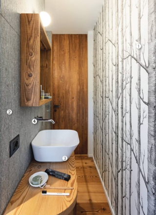 Bagno Progetto Lupettatelier; Foto Cristina Galliena Bohman; Styling Laura Mauceri. ➊ Carta da parati Woods di Cole & Son. www.cole-and-son.com ➋ Lastre in pietra
di Luserna ➌ Lavabo Wave di Simas. www.simas.it ➍ Rubinetto Gill, linea Kos
di Zucchetti. www.zucchettidesign.it Bagno Progetto Lupettatelier; Foto Cristina Galliena Bohman; Styling Laura Mauceri. ➊ Carta da parati Woods di Cole & Son. www.cole-and-son.com ➋ Lastre in pietra
di Luserna ➌ Lavabo Wave di Simas. www.simas.it ➍ Rubinetto Gill, linea Kos
di Zucchetti. www.zucchettidesign.it