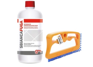 Sbiancafuga di Magazzini GM è un detergente concentrato adatto per la pulizia delle fughe di pavimenti e rivestimenti, efficace su fughe cementizie di ceramica, gres porcellanato e clinker. Completa il lavoro con la spazzola Fuginator: in combinazione con il detergente, questa spazzola per fughe assicura una pulizia accurata, raggiungendo anche i punti più difficili. Prezzo 16,90 euro. www.amazon.it
Camp Pulifuga è un detergente acido concentrato studiato per agire in profondità nelle fughe e negli interstizi di pavimenti e rivestimenti. Elimina annerimenti, calcare e macchie ostinate in pochi secondi senza intaccare le piastrelle, preservando l'integrità delle superfici. Il prodotto è indicato per tutte le fughe cementizie di pavimenti in ceramica, gres porcellanato, cotto e altri materiali resistenti agli acidi. Prezzo 12,90 euro. www.amazon.it