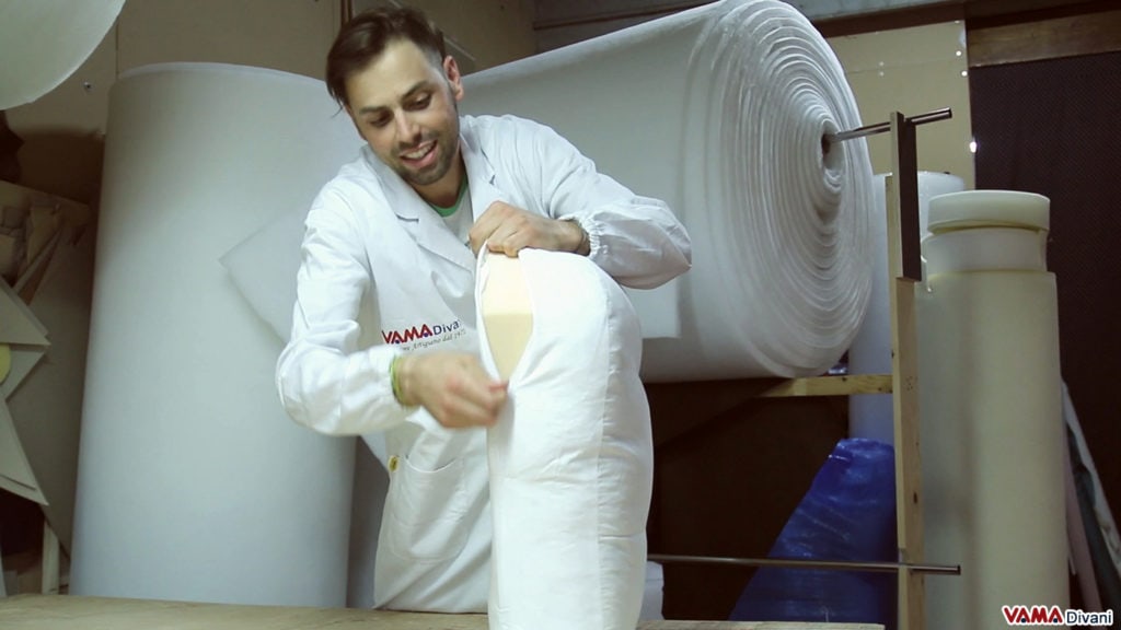 Imbottiture dei divani Chesterfield Imbottiture dei divani Chesterfield