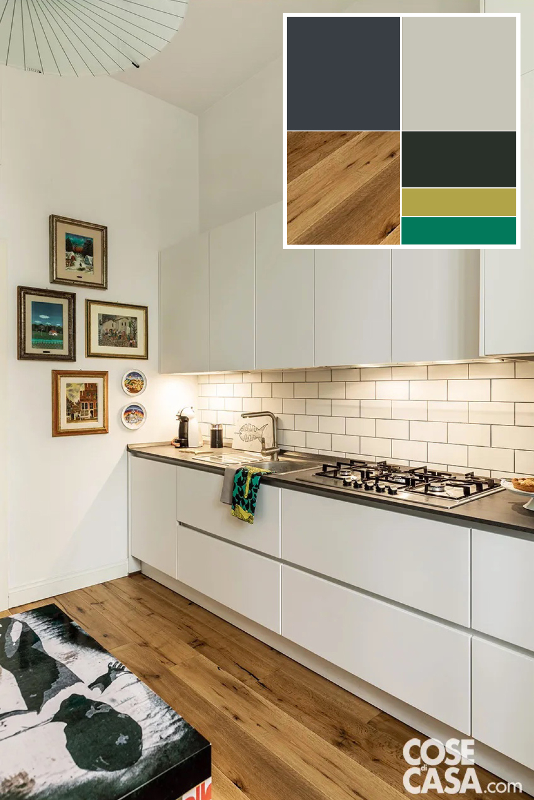 A dare carattere a una cucina bianca, con basi e pensili candide, ci pensa il top in solid surface colore antracite in netto contrasto, che richiama le fughe delle piastrelle a mattoncino che rivestono l’alzata – Foto: Studio Daido. Progetto: Alessandra Taravacci Design. A dare carattere a una cucina bianca, con basi e pensili candide, ci pensa il top in solid surface colore antracite in netto contrasto, che richiama le fughe delle piastrelle a mattoncino che rivestono l’alzata – Foto: Studio Daido. Progetto: Alessandra Taravacci Design.