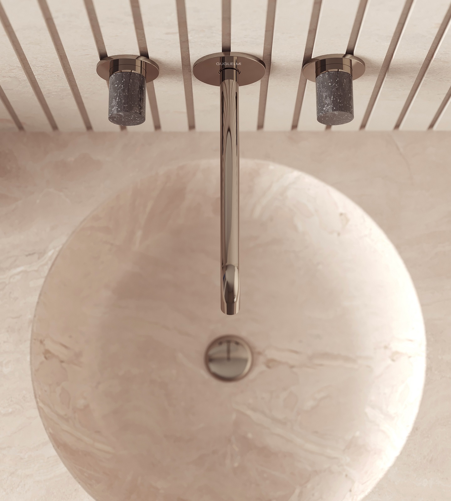 È da parete il rubinetto tre fori con manopole in Corian Cosmos Sprint Color SK46011NC di Guglielmi. La sporgenza è di 18 cm. Prezzo del modello con finitura PVD Nickel nero 1.284 euro. www.guglielmi.com