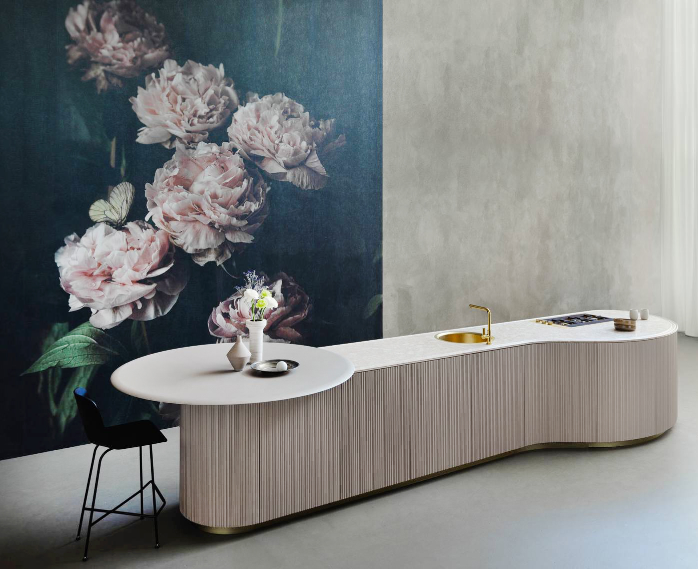 Il progetto Tangram di Cesar esalta la linea curva: è composta da cinque elementi che si possono unire a piacere per dare vita ad un'isola con una forma sinuosa e insolita. Le ante, in laccato seta beige, sono caratterizzate da una lavorazione tridimensionale denominata Groove, con una serie di fresature verticali. Prezzo su richiesta. www.cesar.it Il progetto Tangram di Cesar esalta la linea curva: è composta da cinque elementi che si possono unire a piacere per dare vita ad un'isola con una forma sinuosa e insolita. Le ante, in laccato seta beige, sono caratterizzate da una lavorazione tridimensionale denominata Groove, con una serie di fresature verticali. Prezzo su richiesta. www.cesar.it