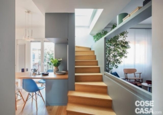 Vista della penisola con tavolo.