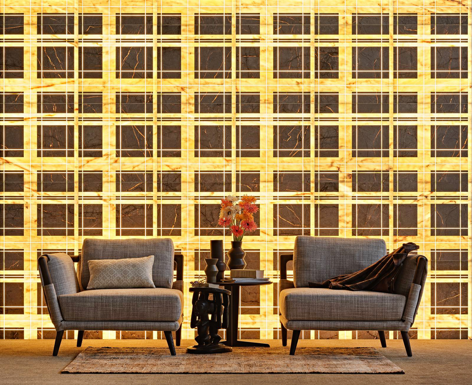 Fa parte della collezione Pietre Chiaroscure la parete modulare Tweed Greige di Lithos Design che è realizzata in marmo ed è retroilluminata. È realizzata con due strati di marmo sovrapposti: il superiore opaco viene rimosso per far filtrare la luce attraverso la superficie traslucente dello strato sottostante. https://www.lithosdesign.com/it – Salone del mobile 2025, padiglione 18, stand C08.