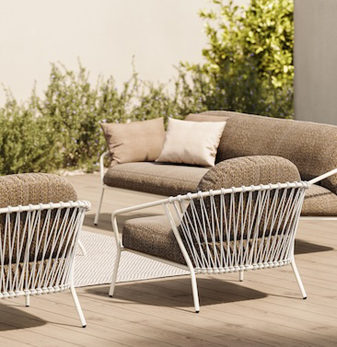 Fa parte della collezione Baga di Musola la poltrona outdoor che ha la struttura in acciaio inossidabile con lo schienale intrecciato a mano con corde in polipropilene ad alta resistenza, disponibili in diversi colori. I cuscini removibili sono imbottiti in schiuma poliuretanica e fibra di poliestere e sono rivestiti in tessuto sfoderabile. Inoltre, è impilabile per ottimizzare lo spazio. https://www.musola.es - Salone del mobile 2025, padiglione 01, Stand E15/E19. Fa parte della collezione Baga di Musola la poltrona outdoor che ha la struttura in acciaio inossidabile con lo schienale intrecciato a mano con corde in polipropilene ad alta resistenza, disponibili in diversi colori. I cuscini removibili sono imbottiti in schiuma poliuretanica e fibra di poliestere e sono rivestiti in tessuto sfoderabile. Inoltre, è impilabile per ottimizzare lo spazio. https://www.musola.es - Salone del mobile 2025, padiglione 01, Stand E15/E19.