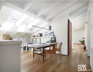 scivania-studio-sottotetto