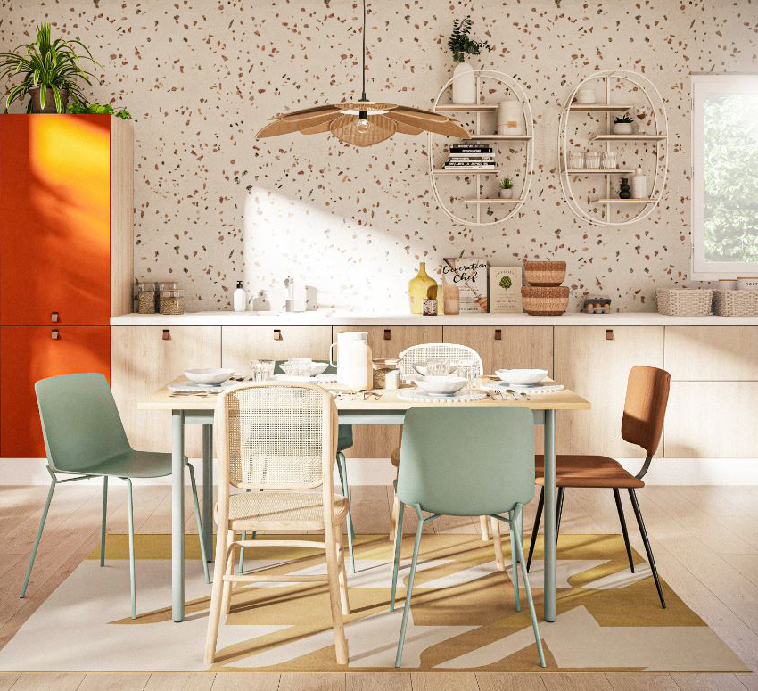 Verde salvia per le sedie Fiby di Maisons du Monde posizionate intorno al grande tavolo in cucina. La scocca, realizzata in polipropilene riciclato al 50%, poggia su quattro sottili gambe in acciaio verniciato. Misurano L 45,5 x P 52,5 x H 78,5 cm. Prezzo (per il set da 2 pezzi). https://www.maisonsdumonde.com